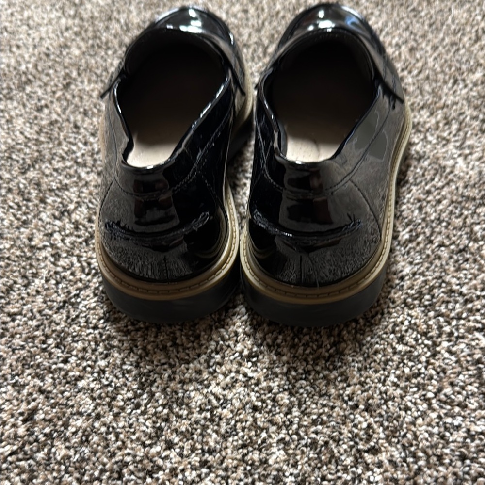 Clarks Black Leather Flats Slip-On Loafers - Picture 5 of 6